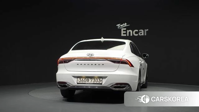 Hyundai The New Grandeur IG id 4624563 из Кореи 14