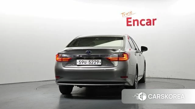 Lexus New ES300h id 4417482 из Кореи 27
