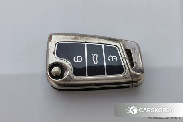 Volkswagen Tiguan L id 3983150 из Китая 19