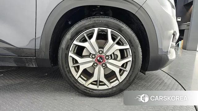 Kia Seltos id 3661356 из Кореи 14