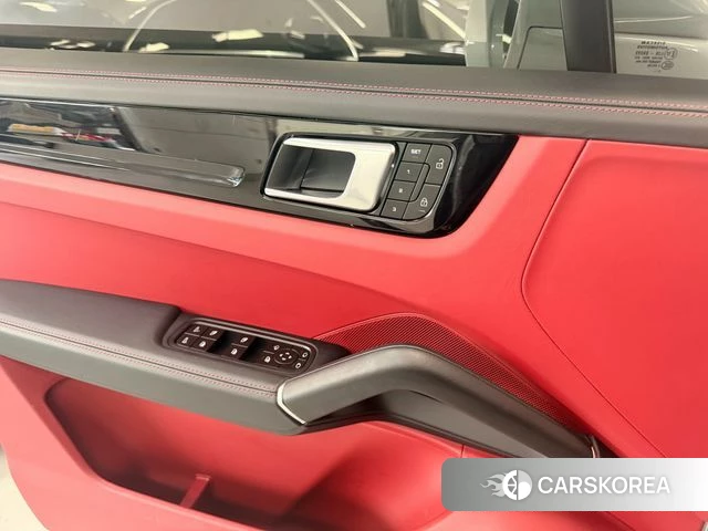 Porsche Cayenne (PO536) id 3856439 из Кореи 7