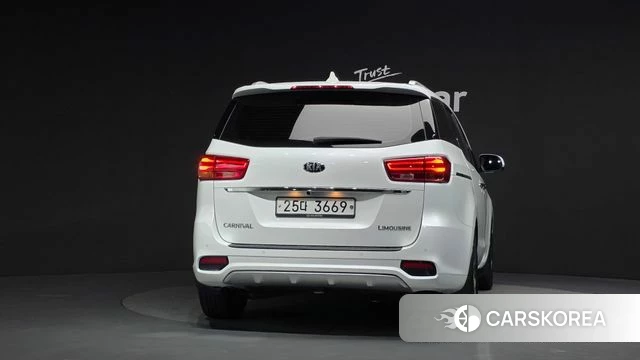 Kia The New Carnival id 4465614 из Кореи 14