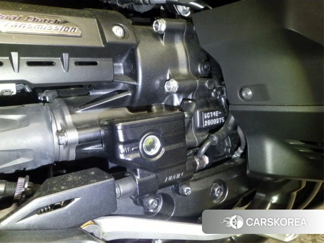 Engine photo