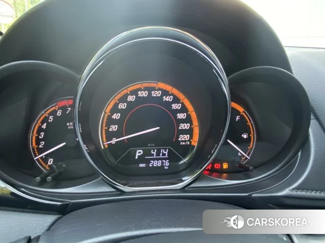Toyota YARIS L Zhixuan 2021 Белый из Китая, фото 4