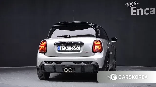 Mini Cooper S id 3316422 из Кореи 14