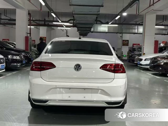 Volkswagen Lingdu 2019 Белый из Китая, фото 4
