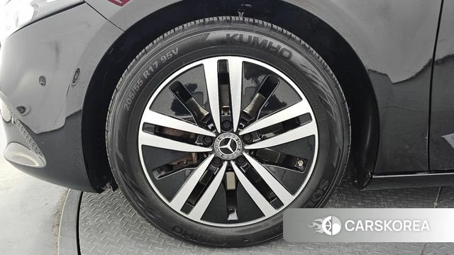 Mercedes-Benz A-Class W177 id 3954077 из Кореи 14