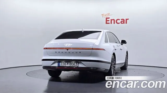 Hyundai Grandeur (GN7) id 2719351 из Кореи 14