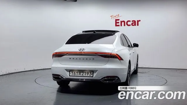 Hyundai The New Grandeur IG Hybrid id 2818469 из Кореи 14