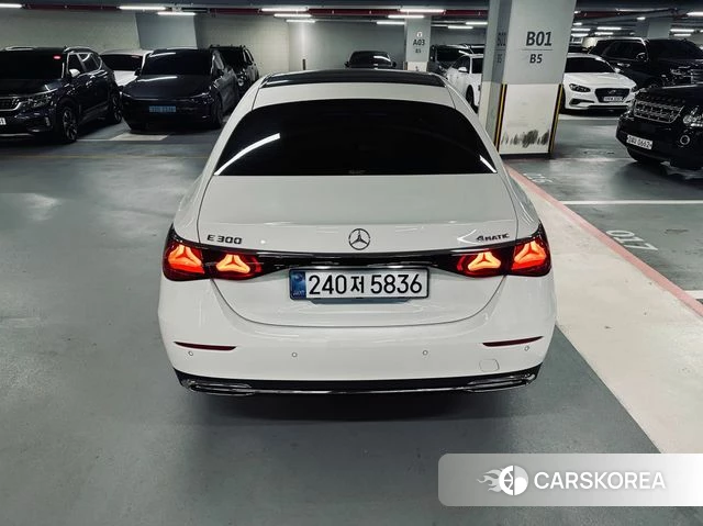 Mercedes-Benz E-Class W214 id 4353841 из Кореи 14
