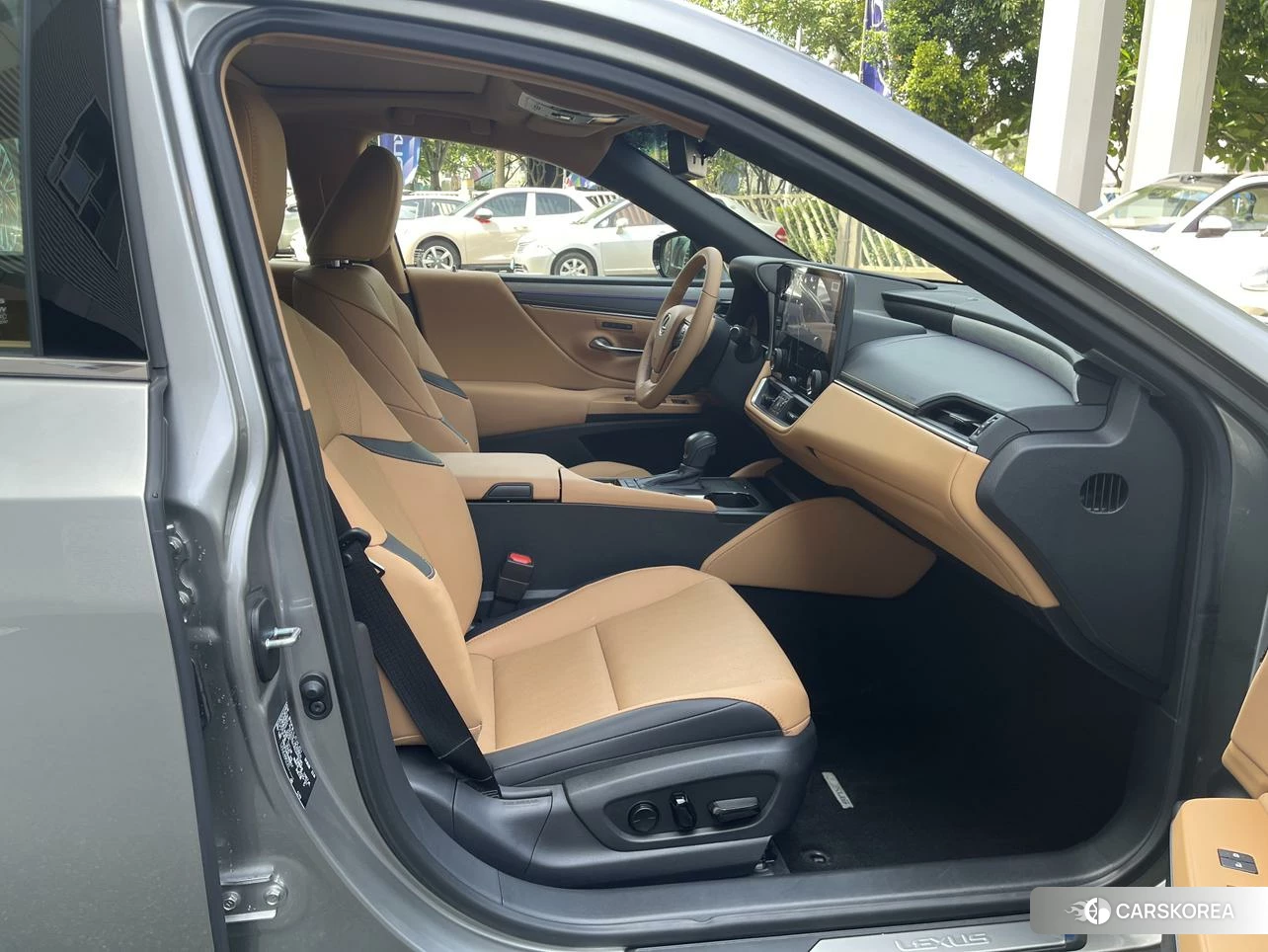 Lexus ES id 4454496 из Китая 12