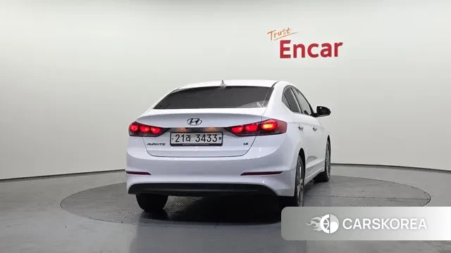 Hyundai Avante AD id 3687732 из Кореи 14