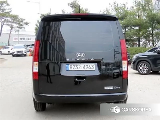 Hyundai Staria id 3756929 из Кореи 14