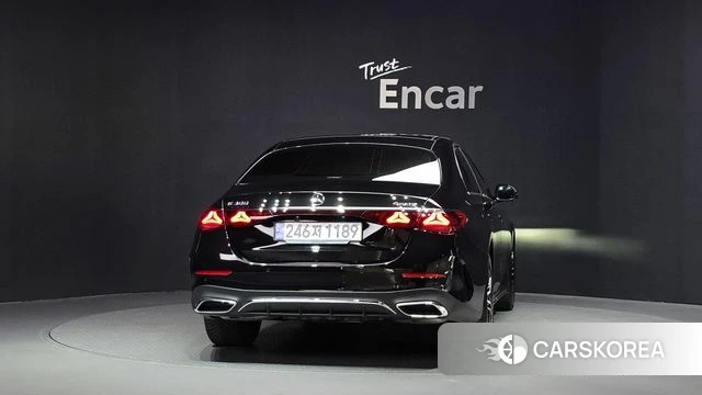 Mercedes-Benz E-Class W214 id 4778170 из Кореи 26