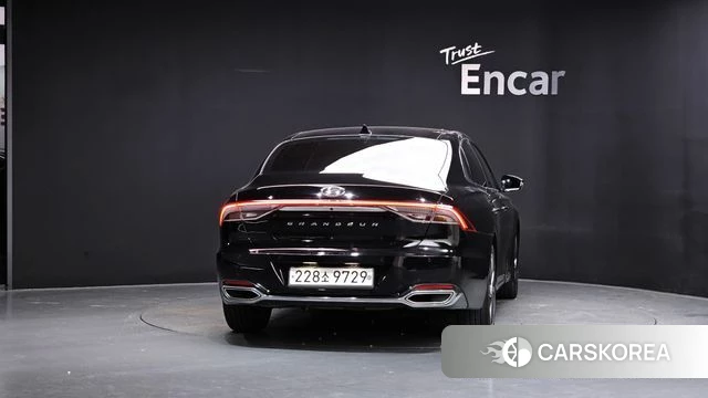 Hyundai The New Grandeur IG id 4737037 из Кореи 27