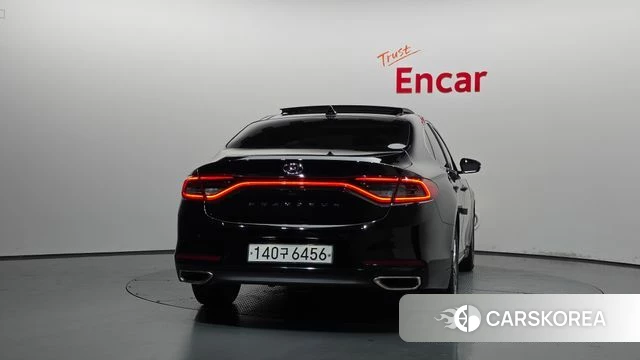 Hyundai Grandeur IG id 4652192 из Кореи 14