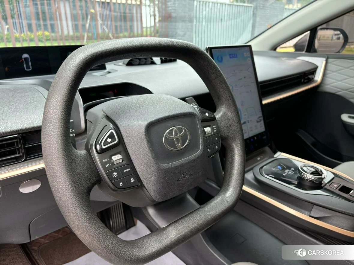 Toyota bZ3 id 4498758 из Китая 13