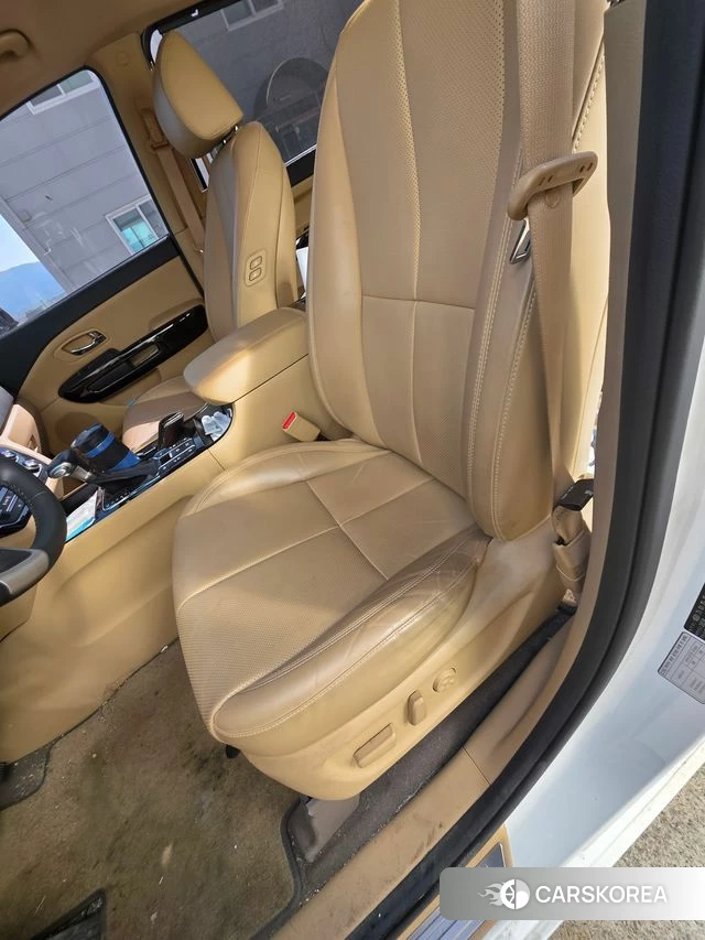 Kia The New Carnival id 4406365 из Кореи 12