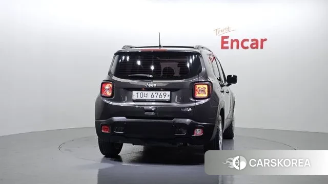 Jeep Renegade id 3308111 из Кореи 14