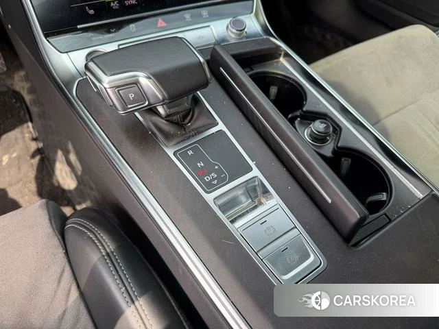 Audi A6L id 4300023 из Китая 7