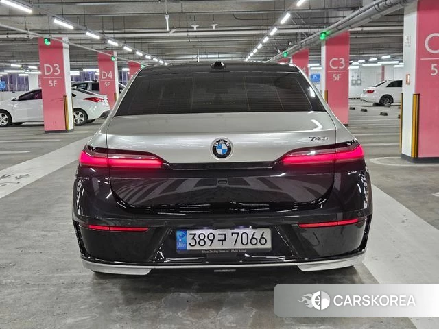 BMW 7 Series (G70) id 4428122 из Кореи 14