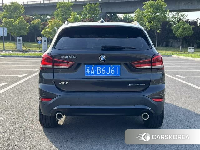 BMW X1 2021 Темно-серый из Китая, фото 4