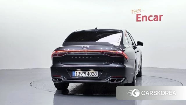 Hyundai The New Grandeur IG Hybrid id 4410679 из Кореи 27
