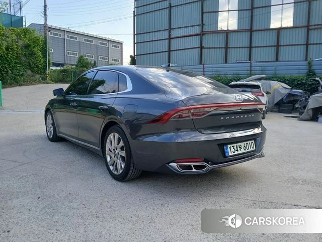Hyundai The New Grandeur IG Hybrid id 4429124 из Кореи 14