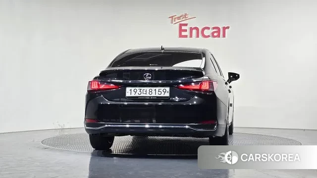 Lexus ES300h 7th generation id 3555650 из Кореи 14