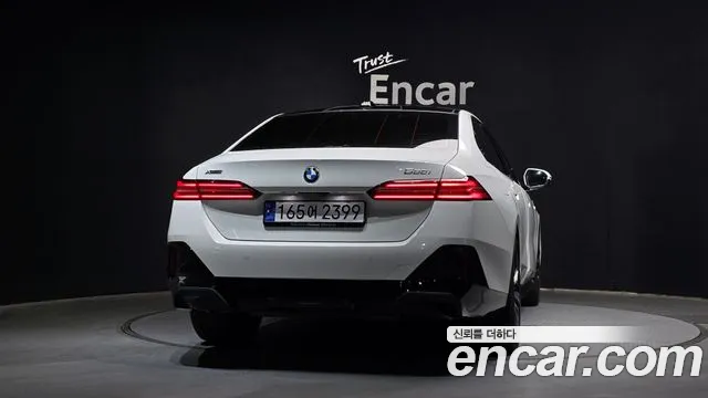 BMW 5 Series (G60) id 2735126 из Кореи 14