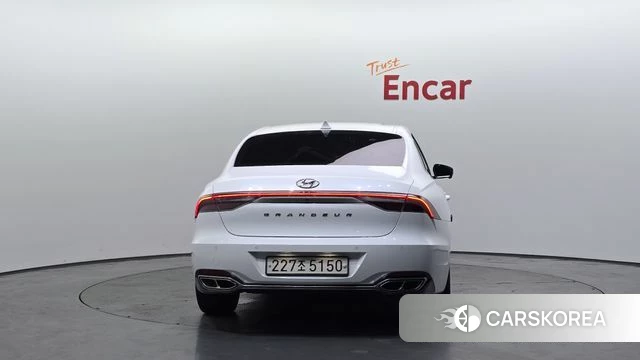 Hyundai The New Grandeur IG id 4410618 из Кореи 34