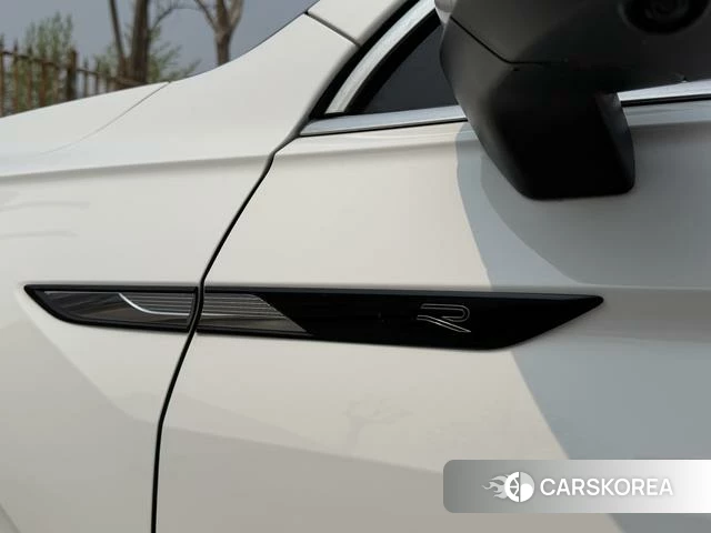 Volkswagen Tiguan L id 4258446 из Китая 32