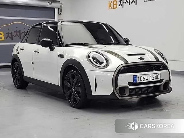 Mini Cooper S id 3472297 из Кореи 13