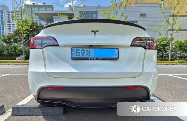 Tesla Model Y 2023 Белый из Кореи, фото 5