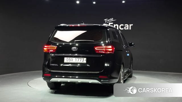 Kia The New Carnival id 4390454 из Кореи 29