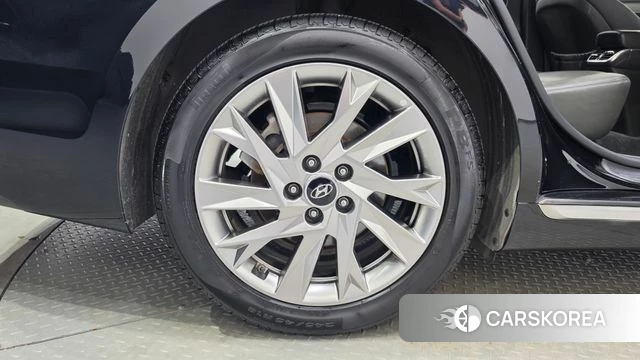 Hyundai The New Grandeur IG Hybrid id 4745054 из Кореи 31
