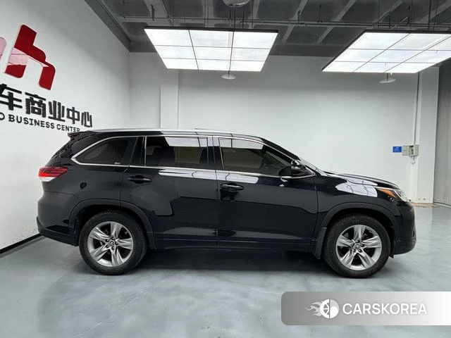 Toyota Highlander id 4279020 из Китая 10