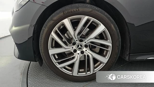 Mercedes-Benz E-Class W214 id 4408241 из Кореи 28
