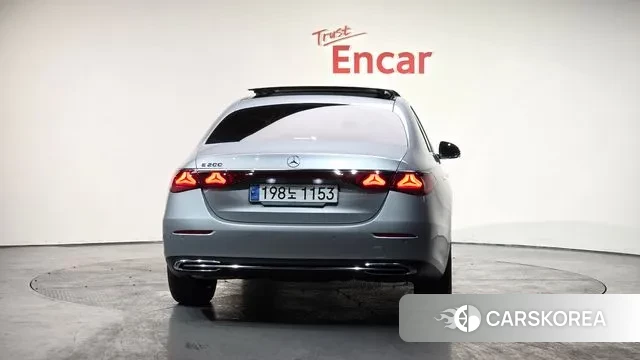 Mercedes-Benz E-Class W214 id 3580699 из Кореи 14