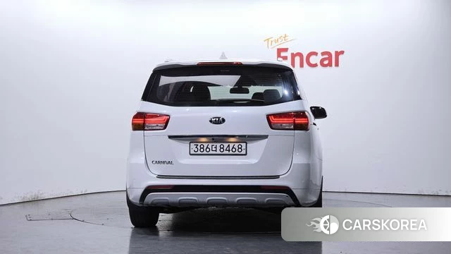 Kia All New Carnival id 4508744 из Кореи 14