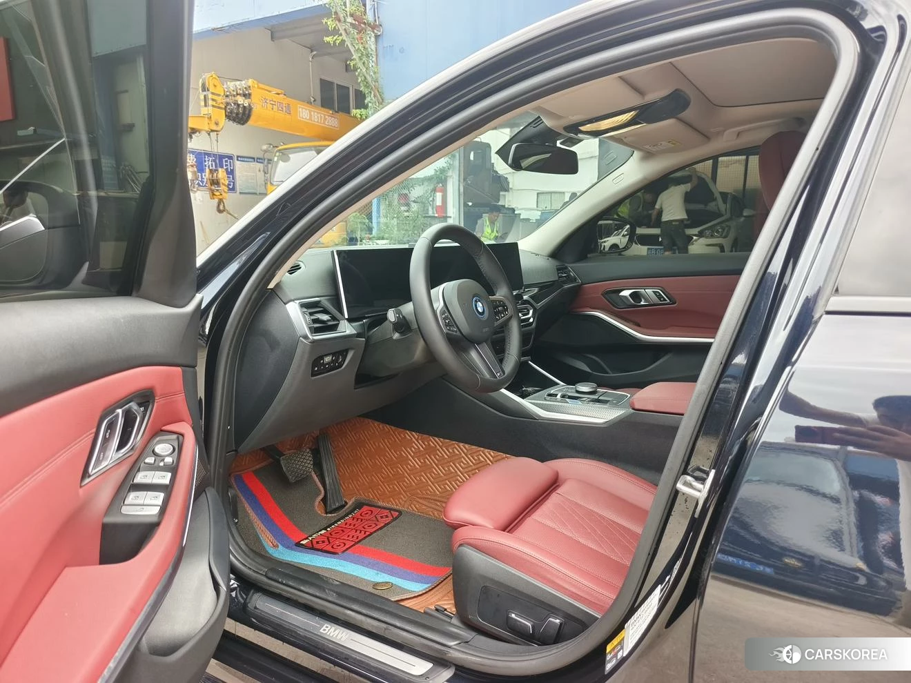 BMW i3 2023 Черный из Китая, фото 4