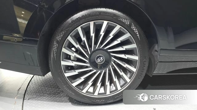 Hyundai Grandeur (GN7) id 4929089 из Кореи 29