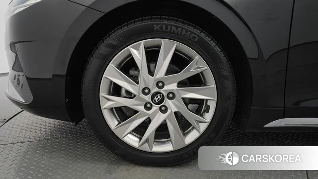 Hyundai The New Grandeur IG Hybrid id 4303936 из Кореи 30