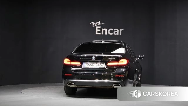 BMW 5 Series (G30) id 3864780 из Кореи 14