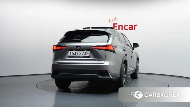 Lexus NX300h id 4355750 из Кореи 27