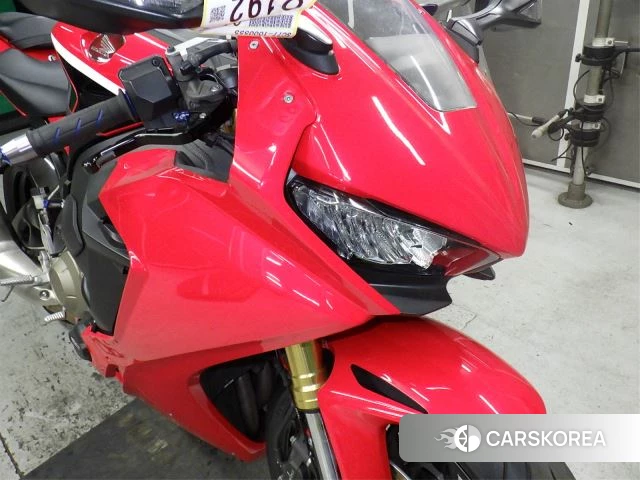 Проданный Honda CBR1000RR id 4199151 из Японии, фото 28