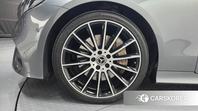 Mercedes-Benz E-Class W213 id 4557888 из Кореи 26