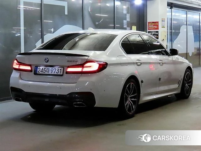 BMW 5 Series (G30) id 3965569 из Кореи 14