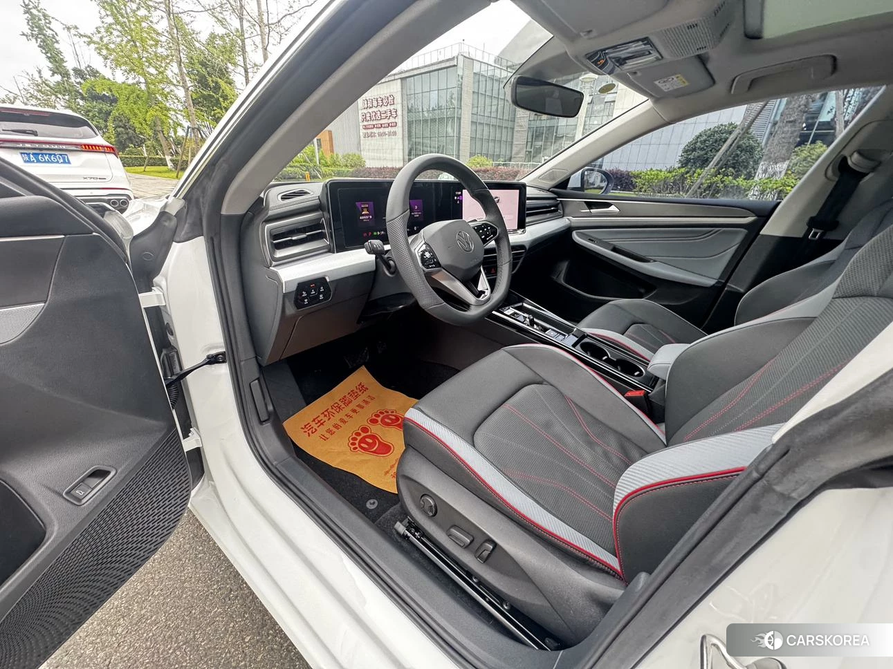 Volkswagen Lamando id 4510605 из Китая 8