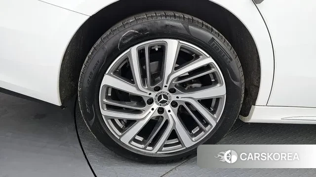 Mercedes-Benz E-Class W214 id 3706630 из Кореи 14